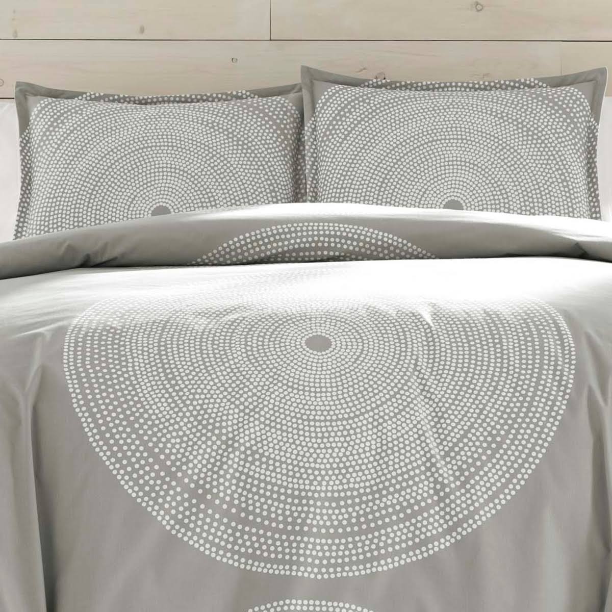 Marimekko 221439 Fokus Duvet Cover Set, Twin, Navy - Image 9